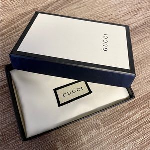 Gucci box and dust bag for cardholder
